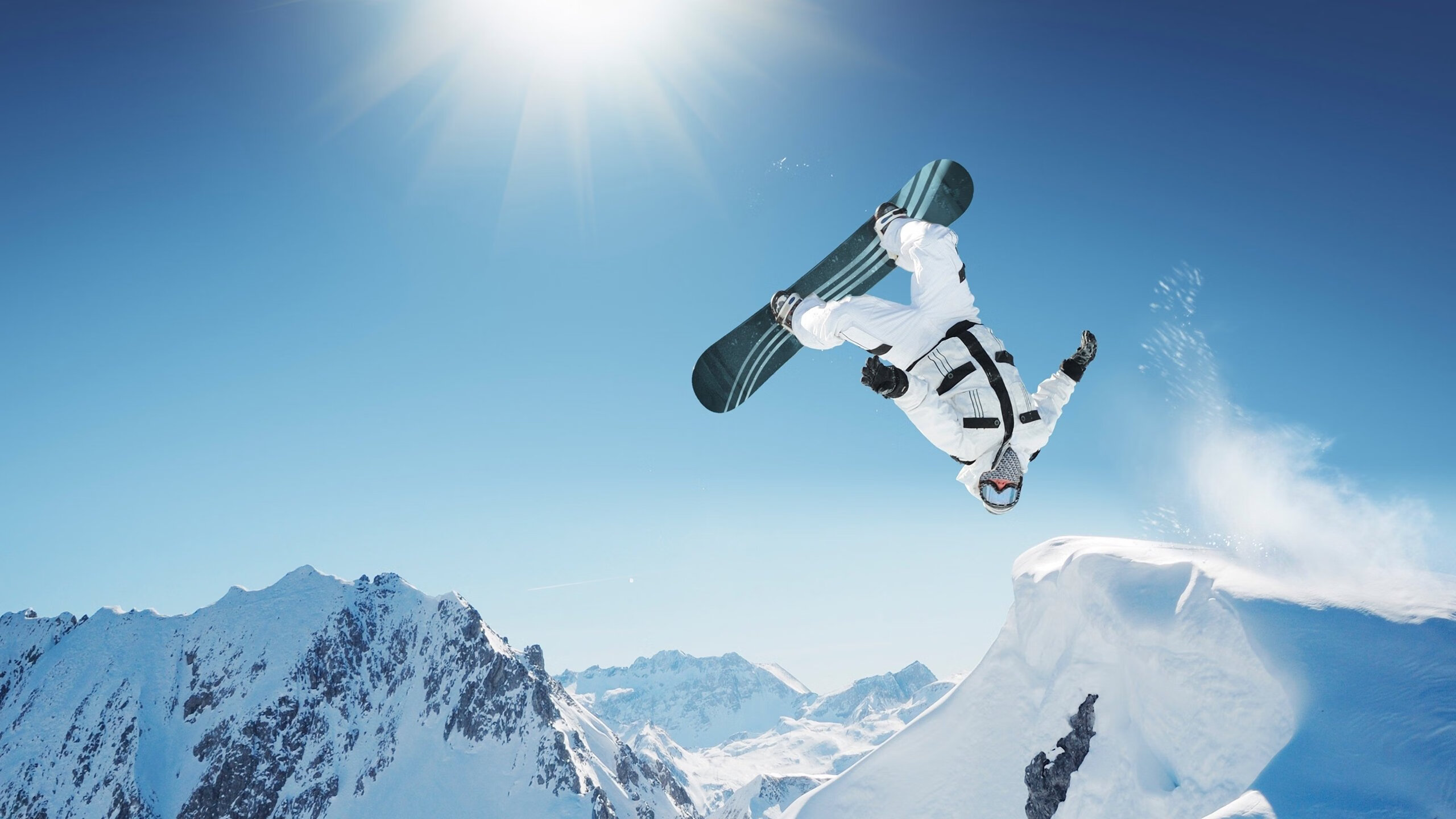 开云体育世界杯-德甲争冠战与步行者翻盘，跨越时空的竞技启示录