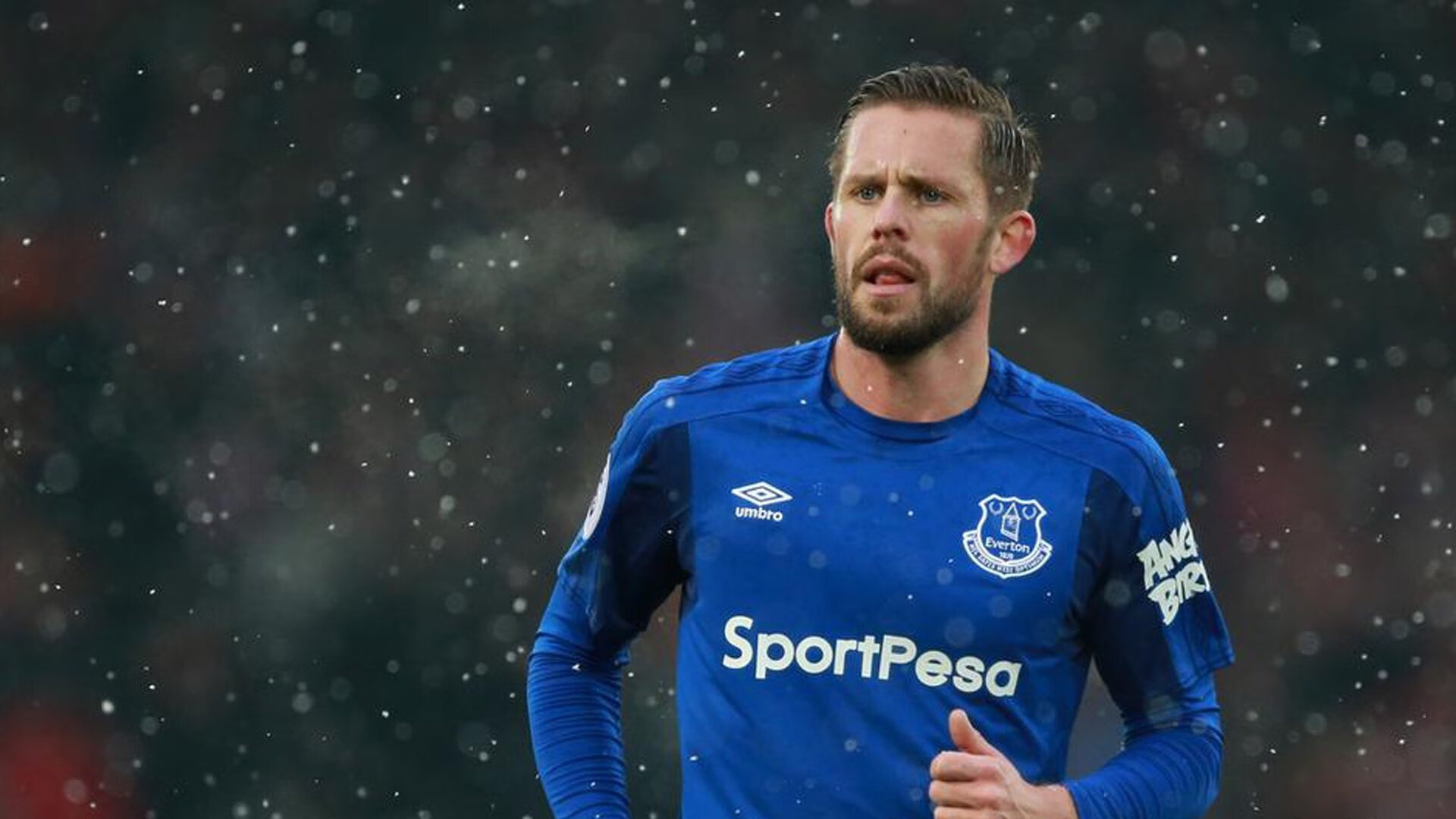 开云官网2026-奥运周期关键战之夜，西亚卡姆关键时刻站出来